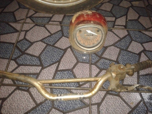 ลดๆๆๆๆๆ ขาย SUZUKI K11P ตามรูปเลยคับ เครื่องกดลง ของมีเท่าที่เห็นคับ ขาย 3900 ลองดูคับ