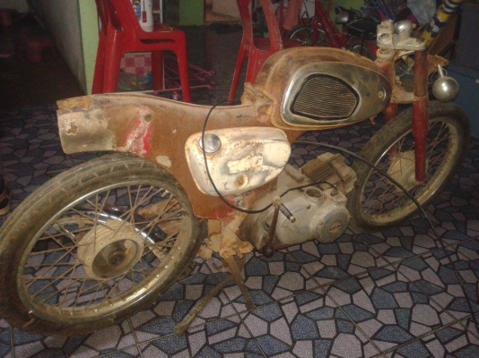 ลดๆๆๆๆๆ ขาย SUZUKI K11P ตามรูปเลยคับ เครื่องกดลง ของมีเท่าที่เห็นคับ ขาย 3900 ลองดูคับ