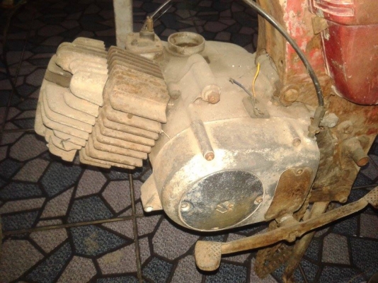 ลดๆๆๆๆๆ ขาย SUZUKI K11P ตามรูปเลยคับ เครื่องกดลง ของมีเท่าที่เห็นคับ ขาย 3900 ลองดูคับ