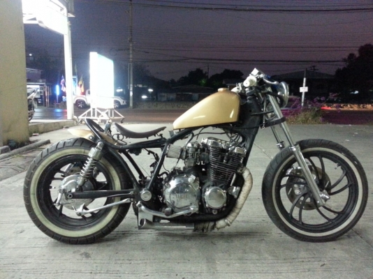 **วุฒินนบุรี** ขาย XJ750cc. แต่งสวยๆ เก๋าๆ เครื่องดีพร้อมใช้ทะเบียนแท้เลขสวยตอง4พร้อมโอนภาษี57