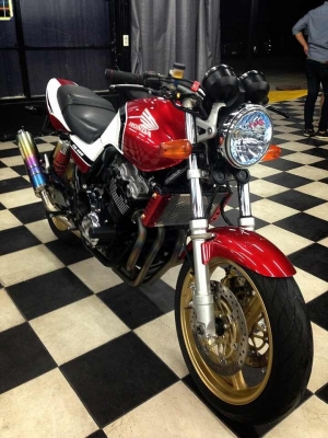 ขายCb400 เทค1 สภาพเทพๆ เก็บงานแล้วทุกจุดครับ อินวอย+สพม แท้ๆ ตัวจริงทุกฉบับครับ 130,000บ.