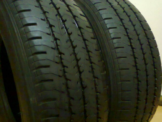 215R14 ปี13 ยาง5000 km ได้น้อยเหลือน้อยเร็วหน่อยครับ