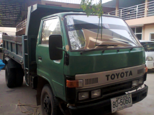 ขายด่วน รถ 6 ล้อดั้มพ์ toyota 100แรง