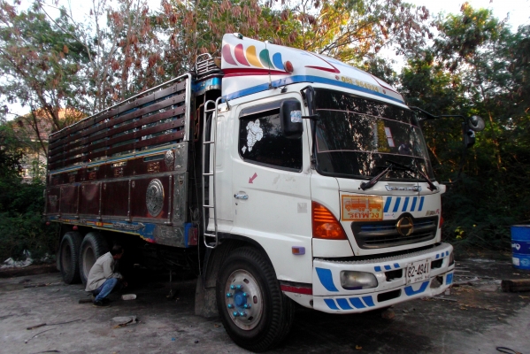 ขายด่วนรถ6ล้อฮีโน่MAGAFC9Jเครือง175แรงปี52วิ่ง40000.ก.ม