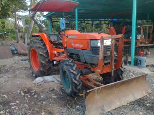 ขายครับ.... L4508 ใบดันหน้า + ผานบุกเบิก 4*22 ตราช้าง