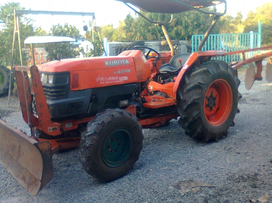 ขายครับ.... L4508 ใบดันหน้า + ผานบุกเบิก 4*22 ตราช้าง