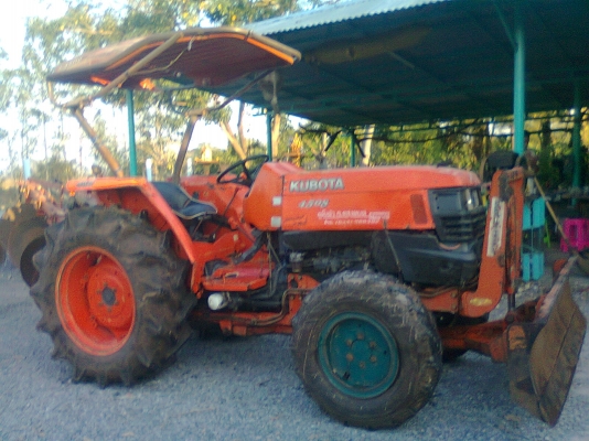 ขายครับ.... L4508 ใบดันหน้า + ผานบุกเบิก 4*22 ตราช้าง