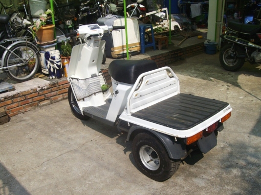 *** ขาย Honda Gyro UP สามล้อกระ มือสองจากญ๊๋ปุ่น *** *** ขาย Honda Gyro UP สามล้อกระ มือสองจากญ๊๋ปุ่น ***