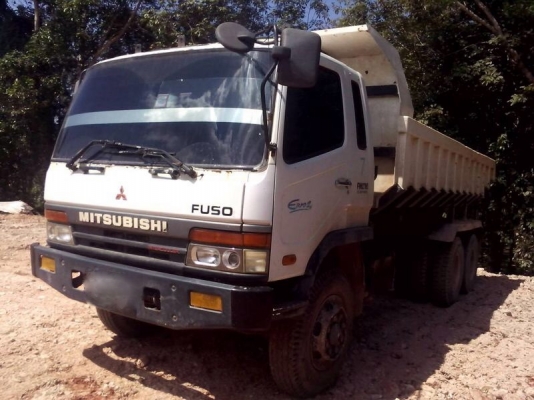 รถมิตซู 10 ล้อดั้ม 260 แรงม้า. ปี 48  สนใจติดต่อ 081 - 6079515