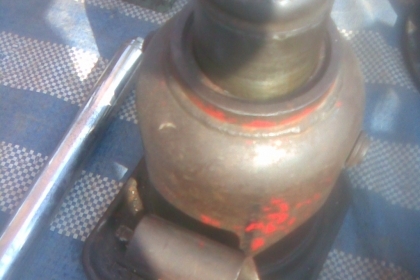 แม่แรงคายาบาญี่ปุ่นทรงเตี้ย 20 ตัน และ 15 ตันสภาพเดิมๆพร้อมใช้งานครับเป็นของคายาบาครับ ขนาด20 ตันทรงเตี้ย 1900 บาท ทรงสูง 15 ตัน 1700 บาทครับราคานี้คุ้มมากครับ แม่แรงคายาบาญี่ปุ่นทรงเตี้ย 20 ตัน และ 15 ตันสภาพเดิมๆพร้อมใช้งานครับเป็นของคายาบาครับ ขนาด20 ตันทรงเตี้ย 1900 บาท ทรงสูง 15 ตัน 1700 บาทครับราคานี้คุ้มมากครับ