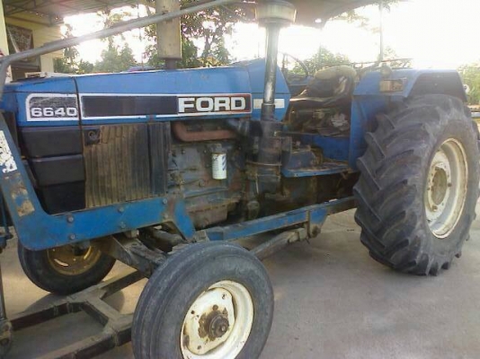 รถไถฟอร์ด6640. สวยทั้งคันติดต่อ. 080-1405528