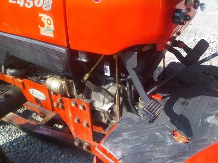 ขายรถไถ Kubota L 4508 (4WD) พร้อมดันหน้า สภาพเดิมๆ ขายรถไถ Kubota L 4508 (4WD) พร้อมดันหน้า สภาพเดิมๆ