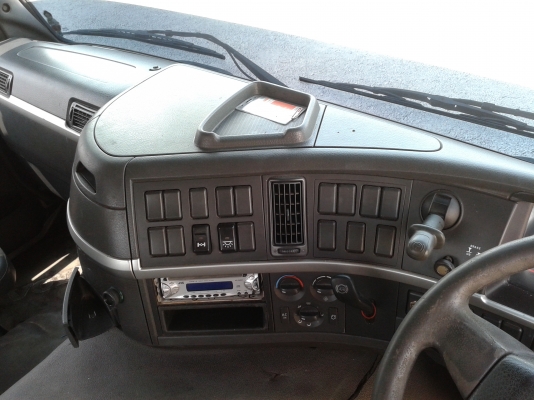 ขายรถบรรทุกหัวลาก volvo