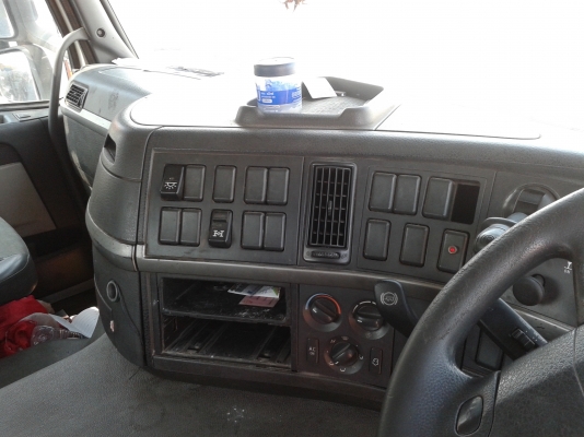 ขายรถบรรทุกหัวลาก