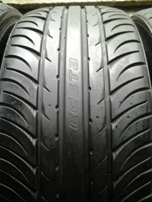 ขายยาง KUMHO KU31 205/45/17 ปี11 ดอกเต็ม นิ่ม ๆ ชุดละ 5,900 บาท
