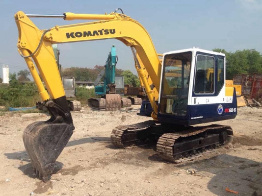 ขายรถแมคโครPC60-6สภาพพร้อมใช้ ราคาเบาๆๆ สนใจติดต่อ บอย 085-156-2314 ขายรถแมคโครPC60-6สภาพพร้อมใช้ ราคาเบาๆๆ สนใจติดต่อ บอย 085-156-2314