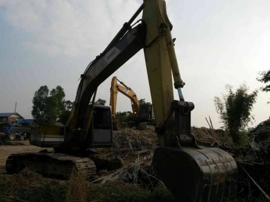 ***ขายแล้วครับขอบคุณ Truck2hand ขายแบคโฮ KOBELKO MARK3 SK200 เก๋งน้ำเงิน เครื่องเดิมปั้มเดิม เครื่องอ่อนหน่อย เอวพอใช้ ช่วงล่างพอใช้ โซ่บางใบแทรกบาง ไฟฟ้าตัด บูมอาร์มสวย ไม่มีปะ เฟรมสวยไม่ผุ ทำงานได้ เ็ก็บช่วงล่าง พร้อมใช้เลยครับ เอกสารเล่มทะเบียนครบ ขายต