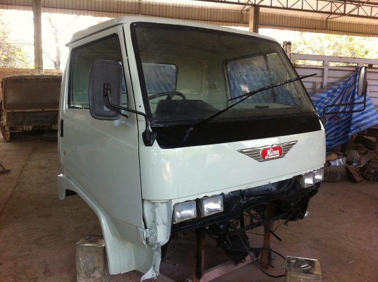 หัว HINO FC ทำสีใหม่ อุปกรณ์พร้อมใช้