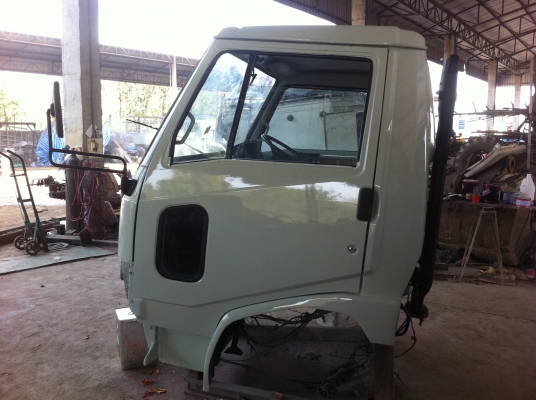 หัว HINO FC ทำสีใหม่ อุปกรณ์พร้อมใช้