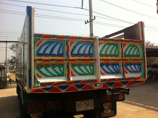 HINO 3H เครื่อง HO7D 195 แรงม้า สภาพทำสี เก็บงานเรียบร้อย พร้อมใช้มาก