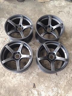 ขายล้อโปรได้ท์ ขอบ 18 5/114  กว้าง 9.5-10.5  สวยๆ ถูกๆครับ