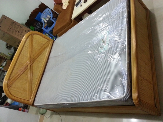 ขายเตียงหวายแท้พร้อมที่นอน ขนาด5ฟุต