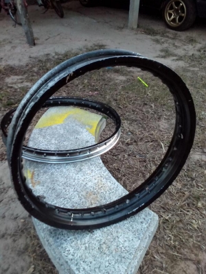 ขายวงล้อวิบาก ขอบ 18 และ 21 ขายวงล้อวิบาก ขอบ 18 และ 21