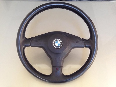 พวงมาลัย BMW-AIRBAG อยู่ครบ สภาพใหม่ทั้งวง ไม่มีถลอก ตจว ส่งได้