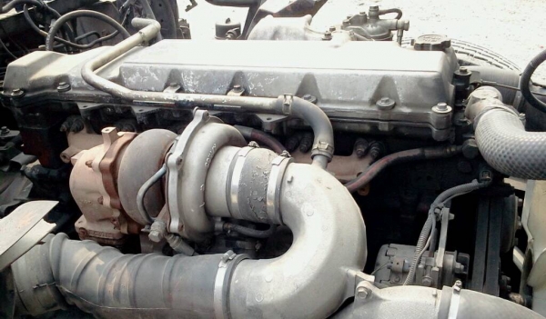 ขายด่วนหัวลาก HINO JO8C FM1JKNA 260HP 1,250,000 ขายด่วนหัวลาก HINO JO8C FM1JKNA 260HP 1,250,000