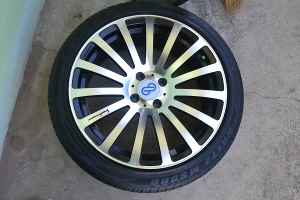 ขายล้อแม็กขอบ17พร้อมยางปลายปี 12  4/100