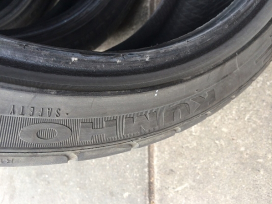 ยาง18 kumho 225/40/18กับ 255/35/18 1ชุดปี10 ยาง18 kumho 225/40/18กับ 255/35/18 1ชุดปี10