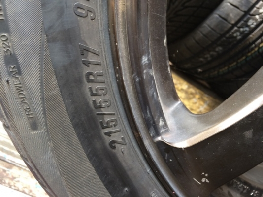 ล้อแม็ก ลายซิ่ง  17x7.5  6 รู พร้อมยาง 215/55/17