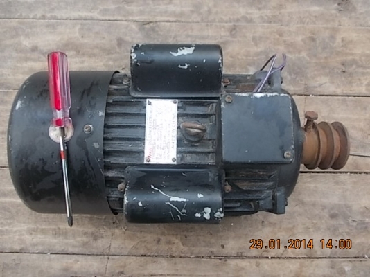 ขายมอเตอร์จีน 3 แรงครับ