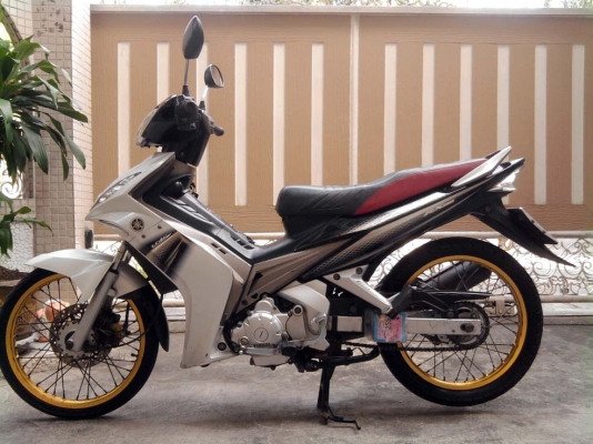 ขออนุญาติขาย Yamaha Spark 135RR สีขาวมุก โอนให้ฟรีครับ