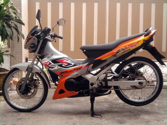 ขออนุญาติขาย Honda Dash 125 NEW เดิมๆหล่อๆ โอนให้ฟรีครับ