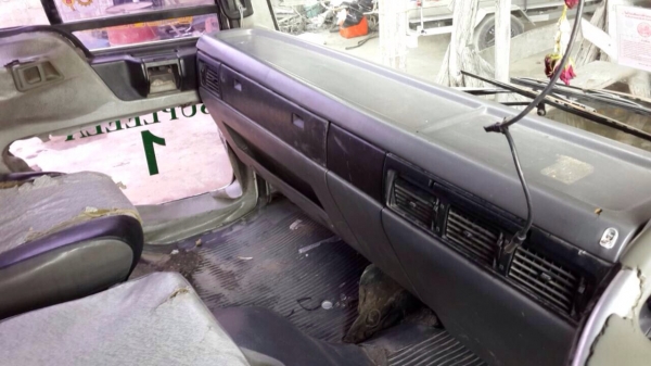 ขาย6ล้อFF1J ปี45 เครื่องjo8c เทอร์โบอินเตอร์ เครื่องดีคัทซีสวย ยาว 6.5 ยางขอบ20ติดต่อคุณไก่ 086-1237456 ขาย6ล้อFF1J ปี45 เครื่องjo8c เทอร์โบอินเตอร์ เครื่องดีคัทซีสวย ยาว 6.5 ยางขอบ20ติดต่อคุณไก่ 086-1237456