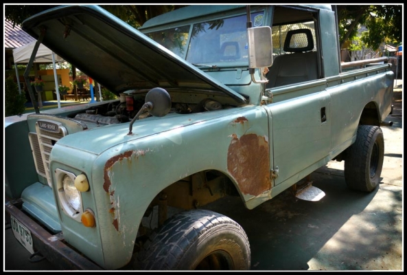ขายรถ...Landrover S2A กระบะยาวยกสูง คาน Safari 4x4 พร้อมโอน ขายรถ...Landrover S2A กระบะยาวยกสูง คาน Safari 4x4 พร้อมโอน