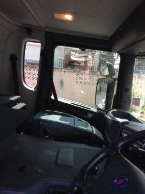 รถ SCANlA.  10 ล้อ.   270 แรงม้า. ปี 55  ( ขายหัว , คัชซี )  ( รถวิ่ง 4,3xx กม. ) สนใจติดต่อ 081 - 6079515