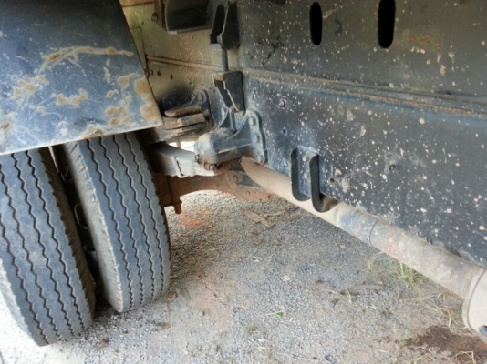 รถอีซูซุ 6 ล้อดั้ม FTR 210 แรงม้า ปี 53   ( รถวิ่ง 13x,xxx กม. ) สนใจติดต่อ 081 - 6079515