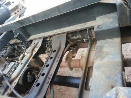 รถอีซูซุ 6 ล้อดั้ม FTR 210 แรงม้า ปี 53   ( รถวิ่ง 13x,xxx กม. ) สนใจติดต่อ 081 - 6079515