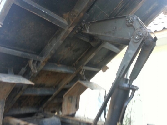 รถอีซูซุ 6 ล้อดั้ม FTR 210 แรงม้า ปี 53   ( รถวิ่ง 13x,xxx กม. ) สนใจติดต่อ 081 - 6079515