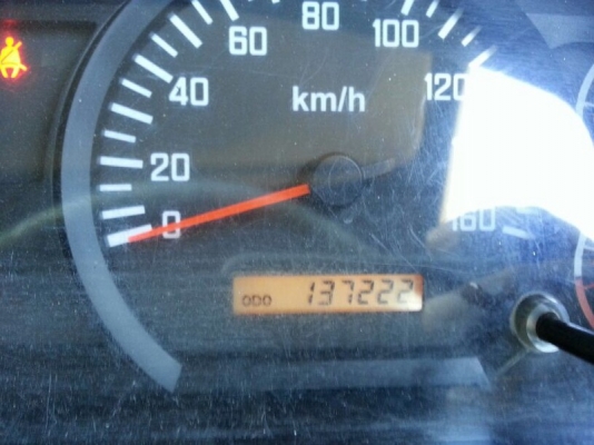 รถอีซูซุ 6 ล้อดั้ม FTR 210 แรงม้า ปี 53   ( รถวิ่ง 13x,xxx กม. ) สนใจติดต่อ 081 - 6079515