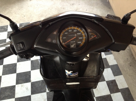 ขาย!!!ฮอนด้าคลิ๊กรุ่นท๊อป ล้อแม็ก ปี50 รถเครื่องดีคับ มีเล่มทะเบียนครบ ขาย!!!ฮอนด้าคลิ๊กรุ่นท๊อป ล้อแม็ก ปี50 รถเครื่องดีคับ มีเล่มทะเบียนครบ