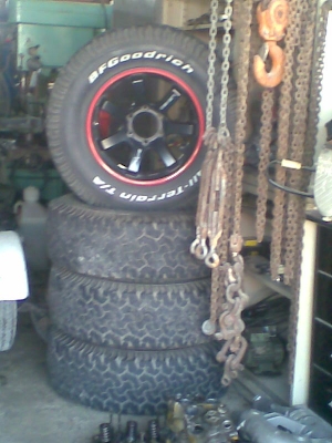 ยาง BF ขายรวม 25000(4เส้นแม็กพร้อมยาง) ลดกระหน่ำ^^