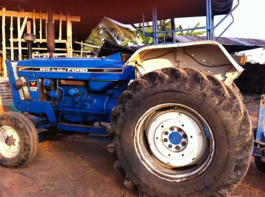 รถไถ FORD 6600 เครื่องดี T3  ผาน 7 +ดันหน้า สภาพเดิมๆ