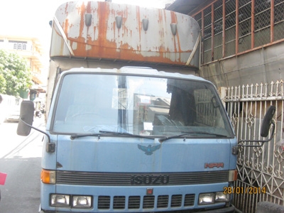 ขาย NPR 115 กระบะคอก 5 เมตร ห้างเดิมปี 37 พร้อมใช้คับ โทร 088-4501277