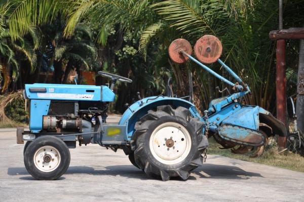 ขายรถไถ MITSUBISHI D1300 สภาพสวยเดิมญี่ปุ่นไม่เคยใช้งานในไทย 45,000 บาท