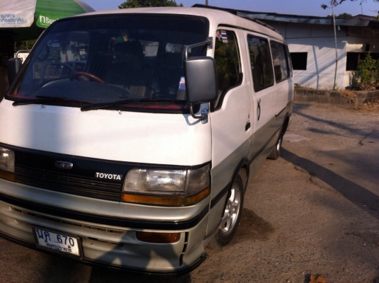 ขายรถตู้พร้อมใช้งานสภาพดี