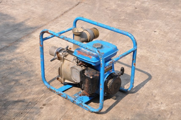 ขายปั้มสูบน้ำ ROBIN สภาพสวยเดิมยังไม่เคยใช้งานในไทย 5,900เท่านั้น