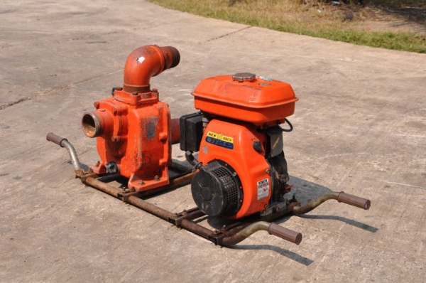 ขายปั้มสูบน้ำ KUBOTA สภาพสวยเดิมยังไม่เคยใช้งานในไทย 8,500เท่านั้น